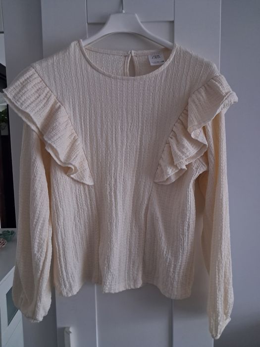 Bluzka elegancka Zara rozmiar 152 nowa bez metki dziewczynka falbanki