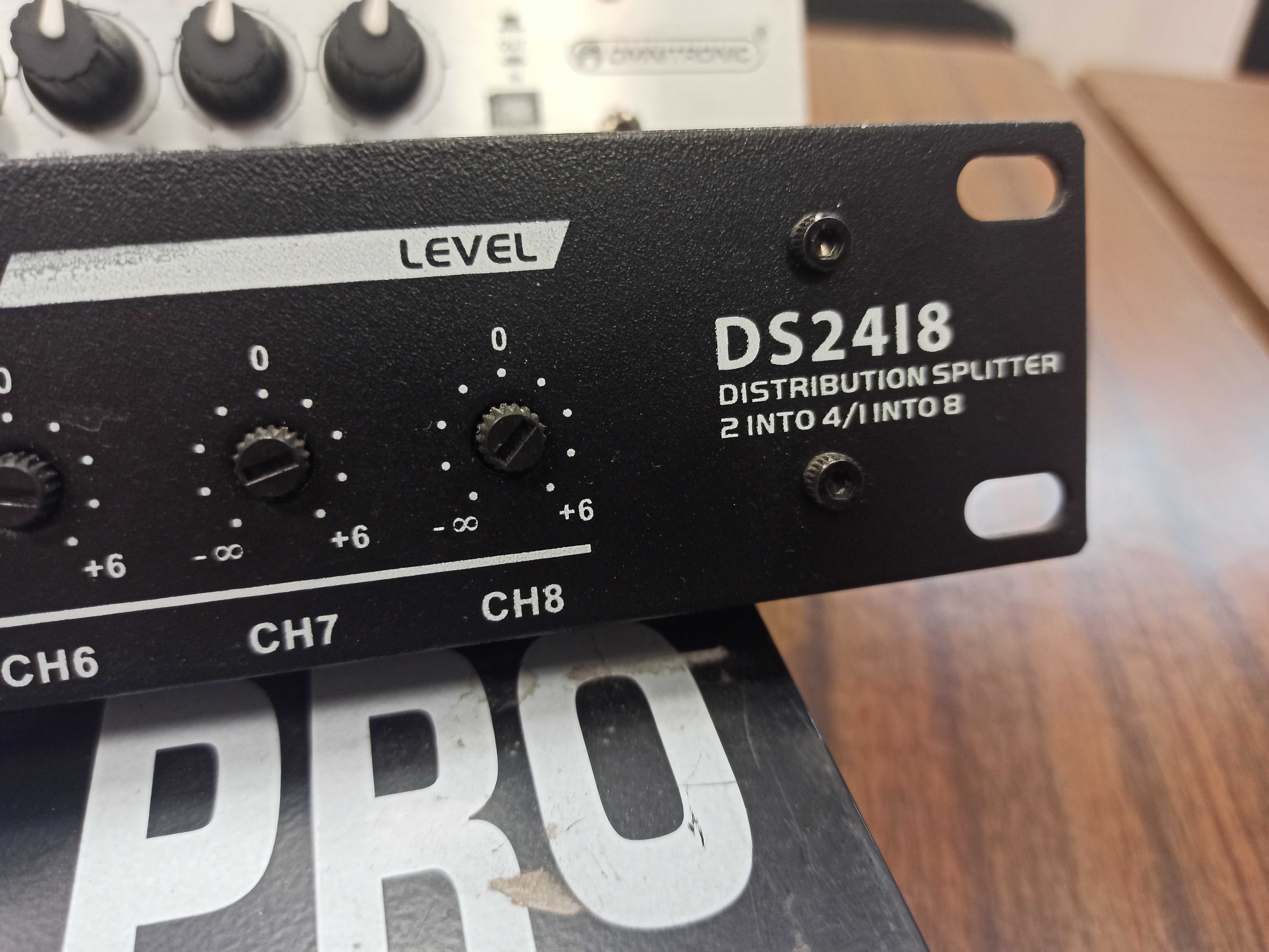 Angielski mikser audio DMC-62