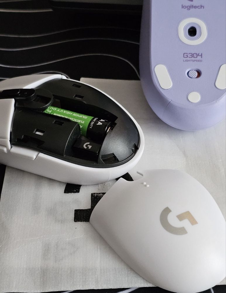 Мышка Logitech g304