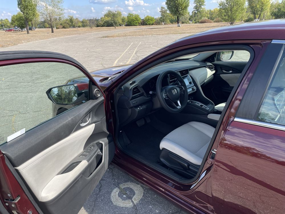 Продам Honda Insight hybrid 2018