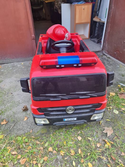 Straż pożarna.  Autko na akumulator