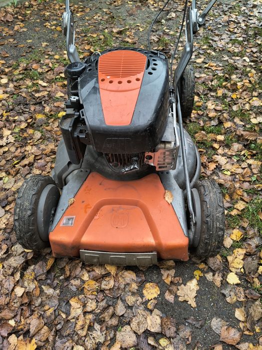 Sprzedam okazyjnie fajna kosiarkę Husqvarna do poprawek