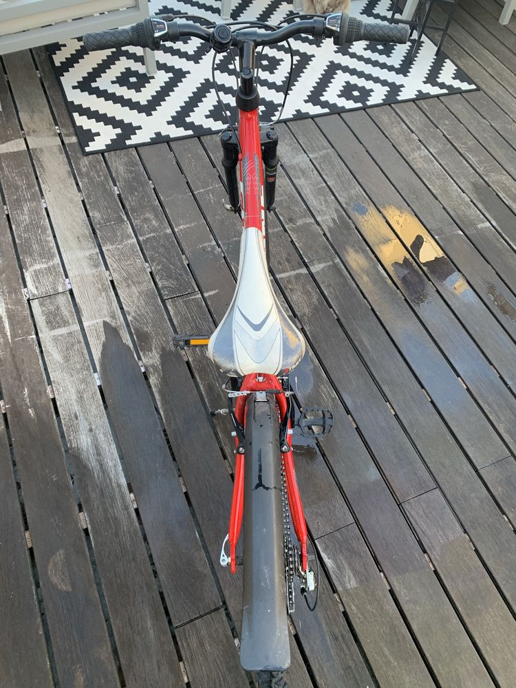 Bicicleta TT gitane vermelha