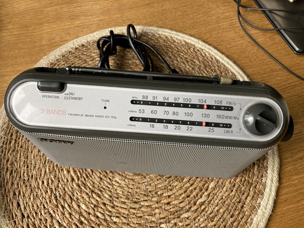 Радіоприймач Sony ICF-703L