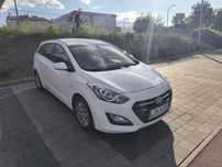 Hyundai i30 1.6 2016 benzyna, bezwypadkowy
