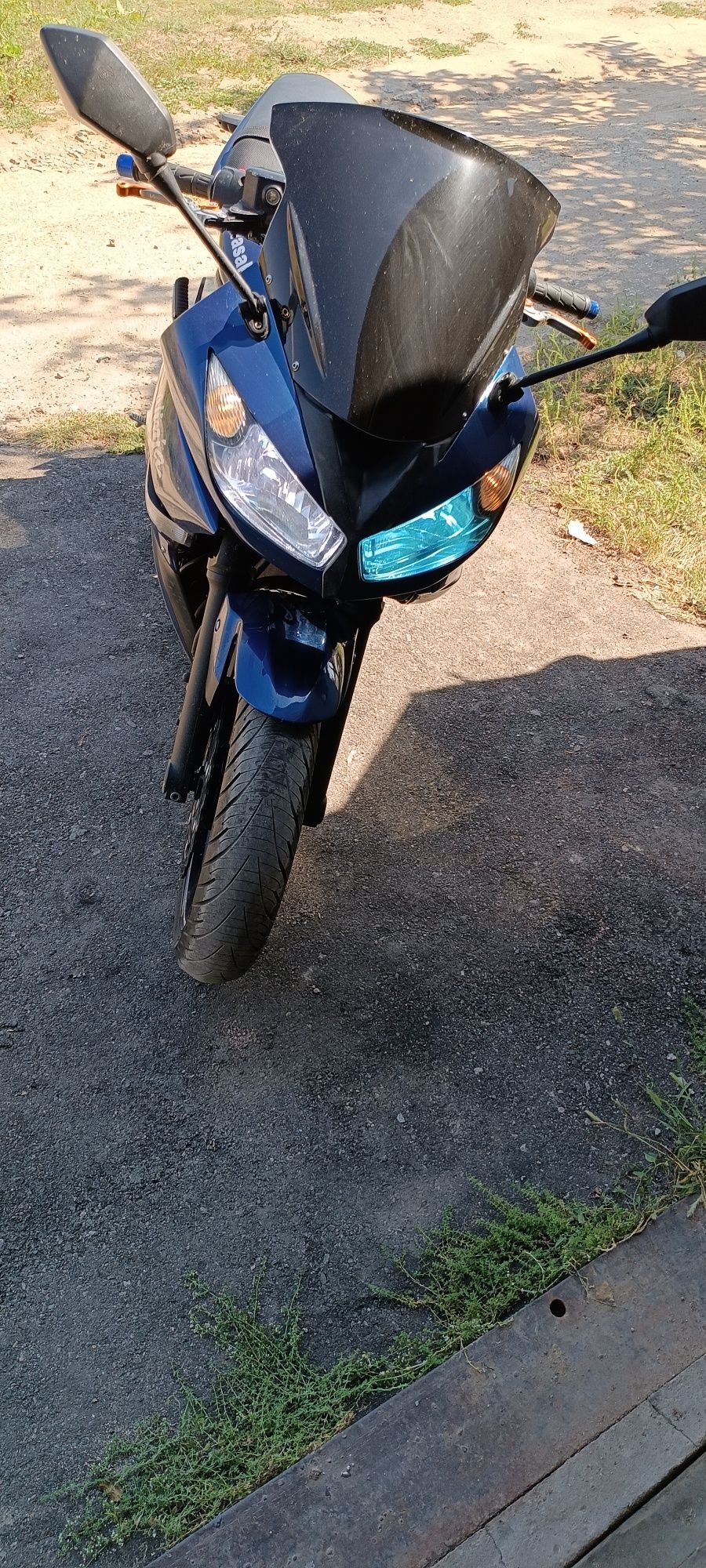Kawasaki "EX650R"