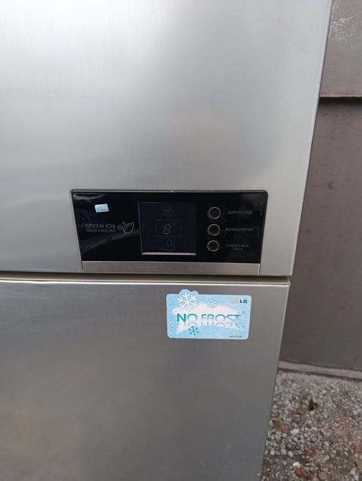Срочно холодильник LG No Frost недорого