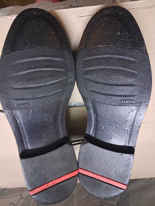 Лаковані шкіряні туфлі LLOYD, німецький бренд, відмінний стан