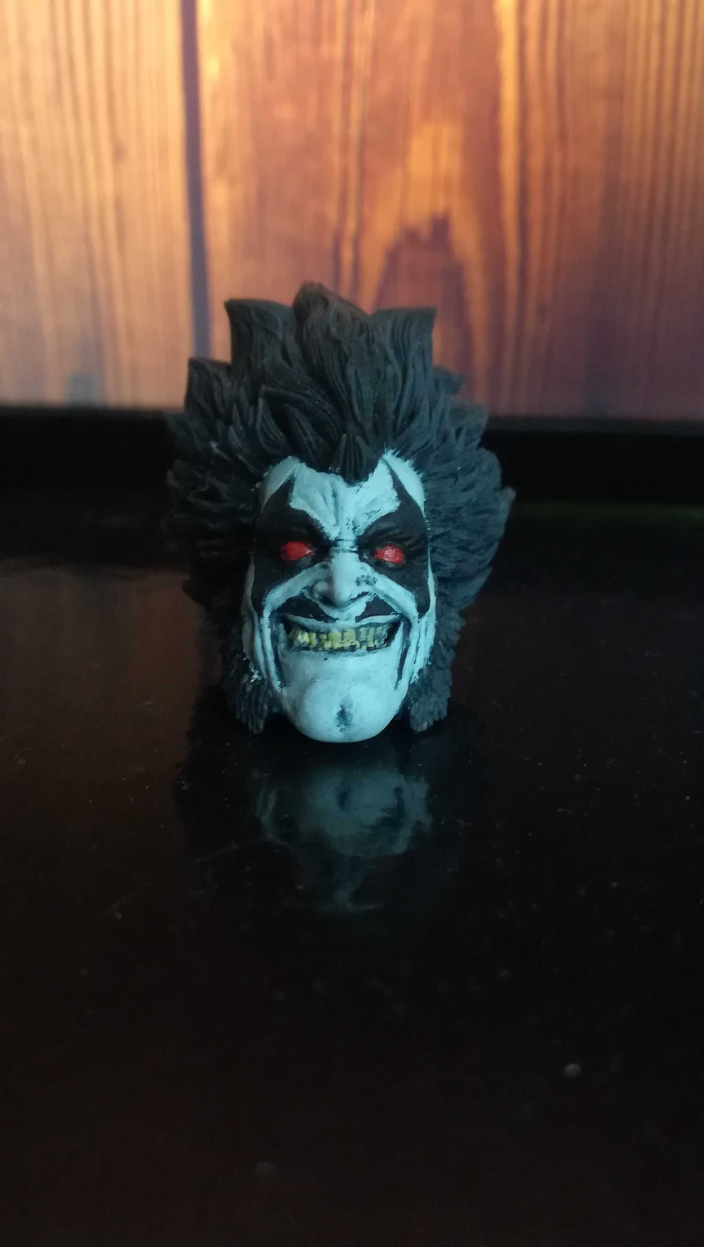 Lobo druk 3D głowa pomalowana. Pod figurkę w skali 1:12
