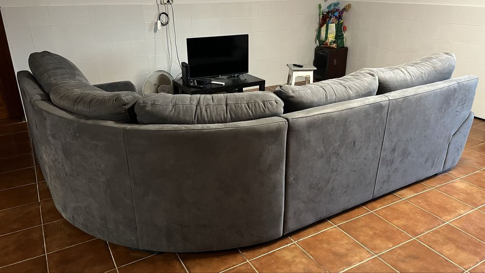 Sofá Chaise Lounge em otimas condições, só aceito dinheiro em mãos!!!