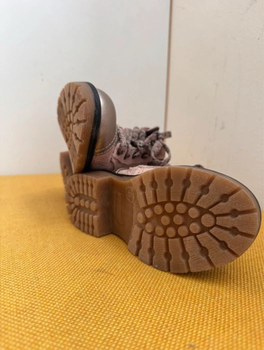 Botki jesienne roz. 25