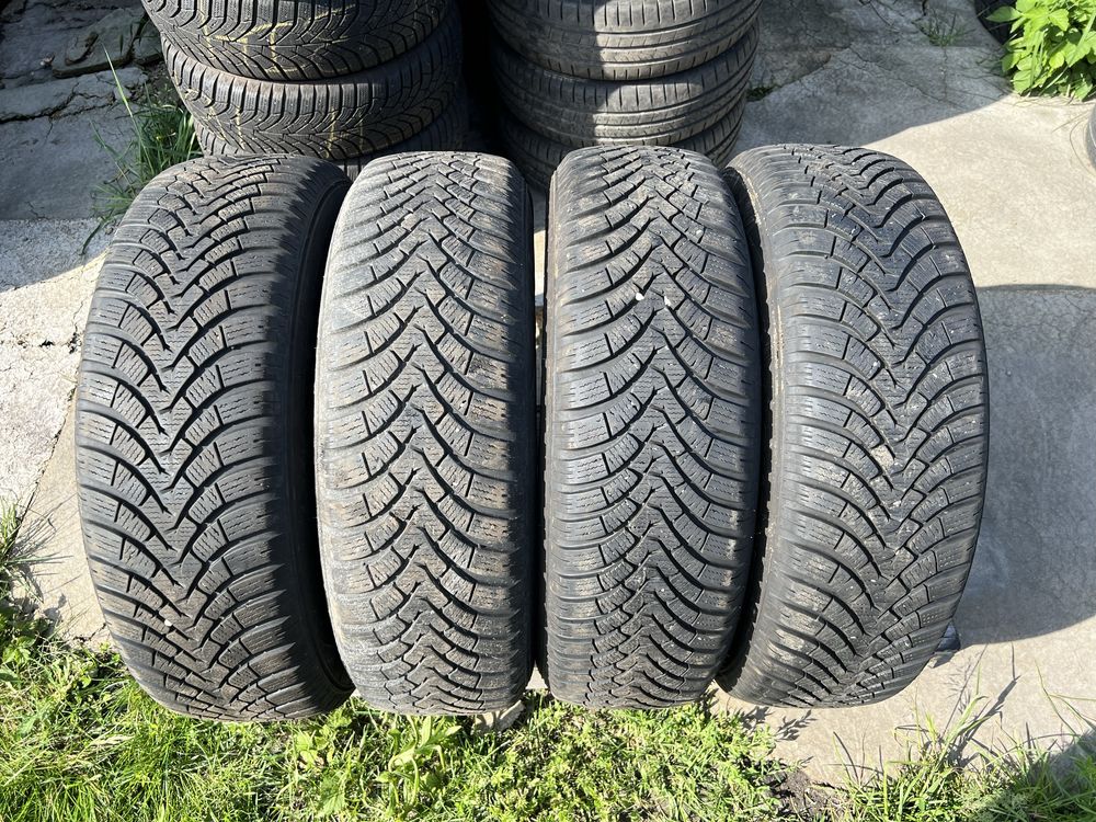 4xopona zimowa FALKEN w rozmiarze 215/65 R17