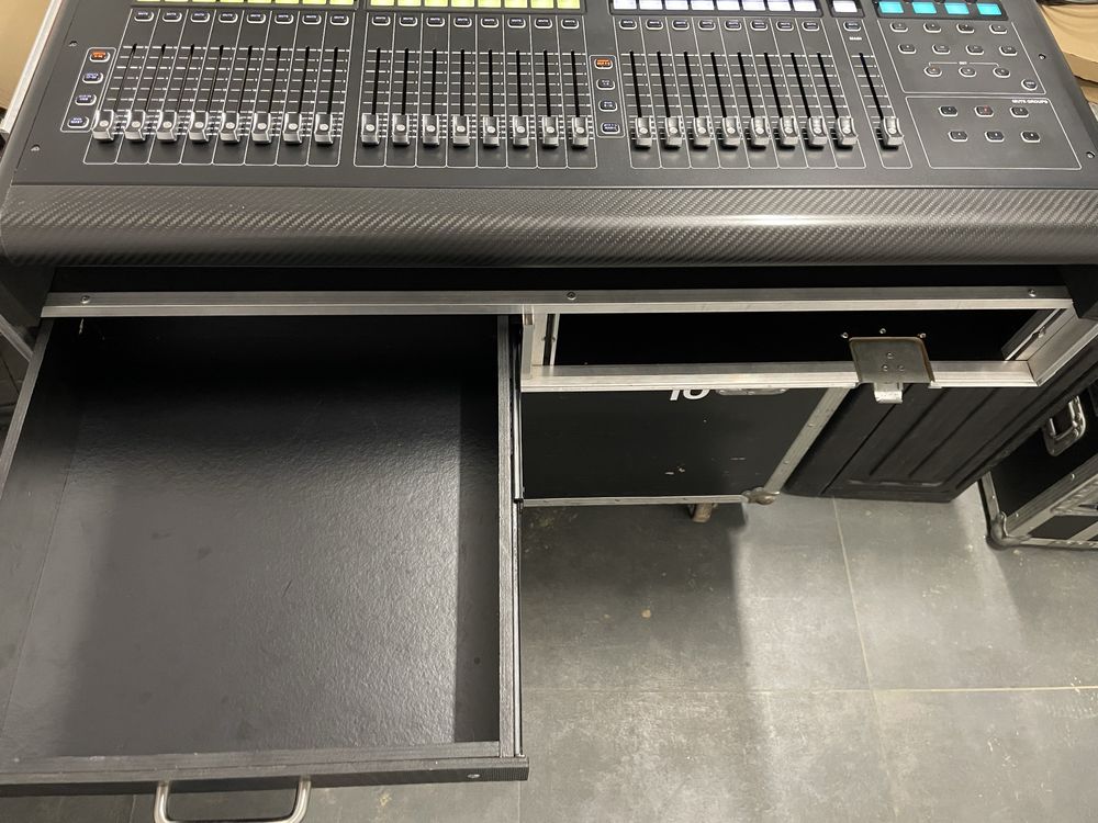 MIDAS M32 stan bdb.  gratis Case