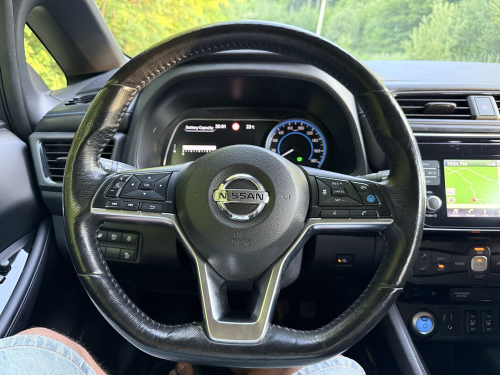 Nissan Leaf Ніссан Ліф