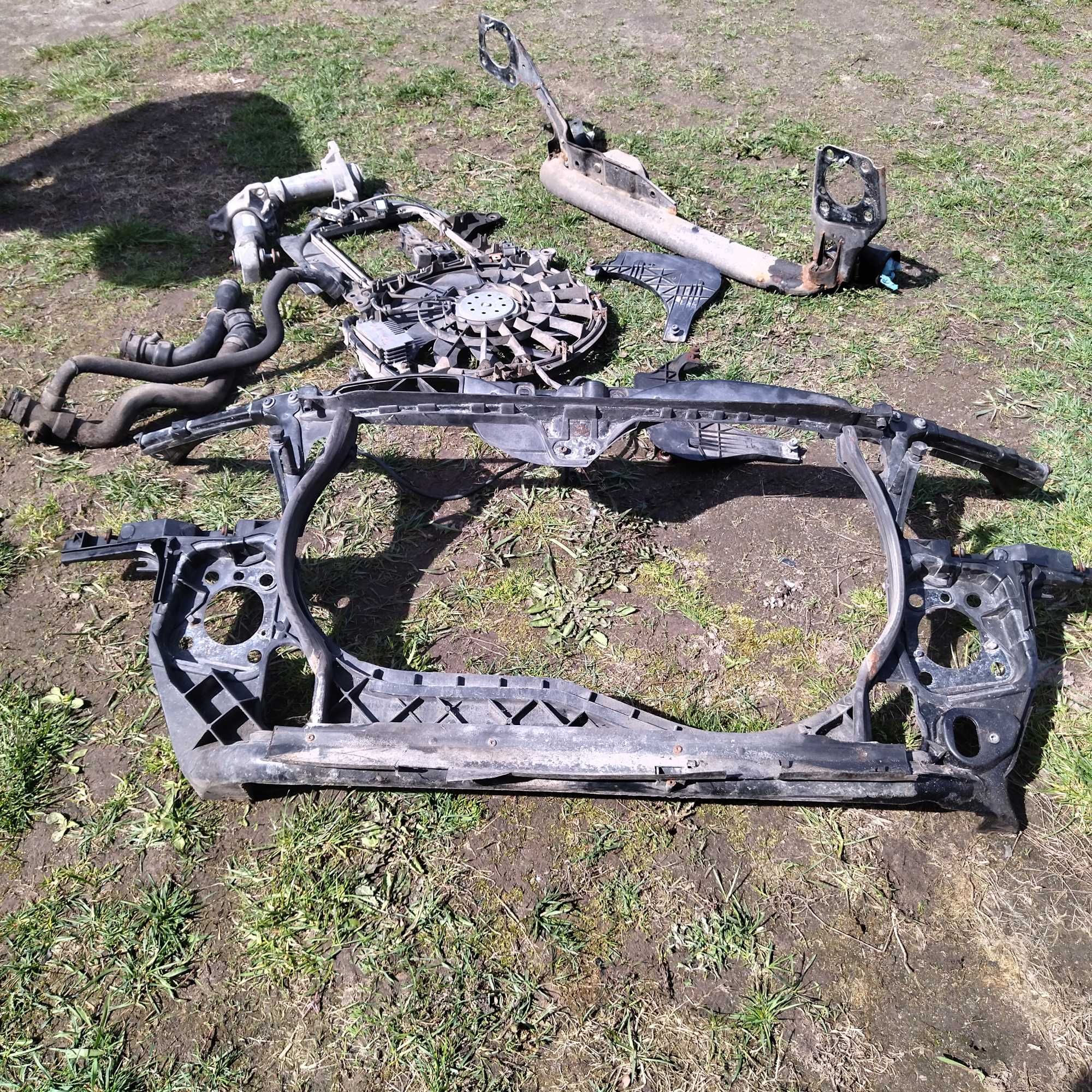 maska atrapa odboj pas chlodnica belka 1.8t avj bfb bex a4 b6 LZ5C