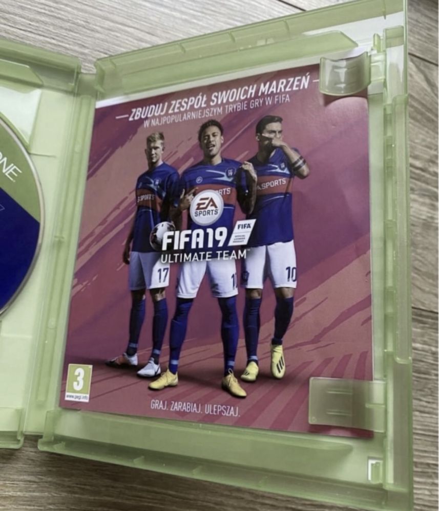 Gra FIFA 19 PL Xbox One S X Xbox Series X