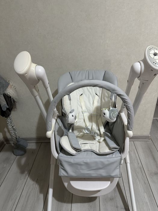 Стілець для годування 3в1 Carrello Triumph