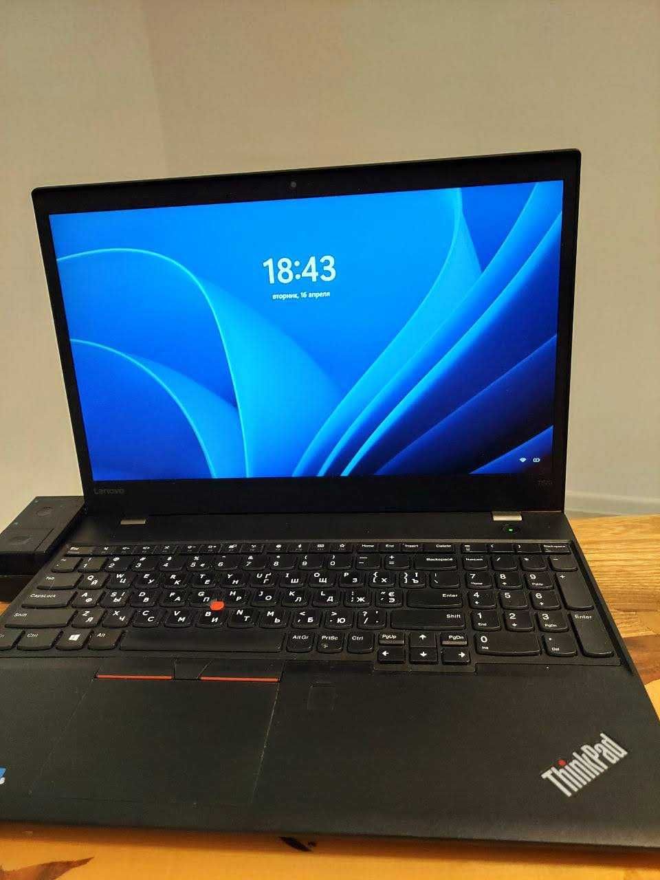 ThinkPad T570 15'6 FHD IPS/Intel i5 /16Gb DDR4/256Гб SSD/Win 11/Док