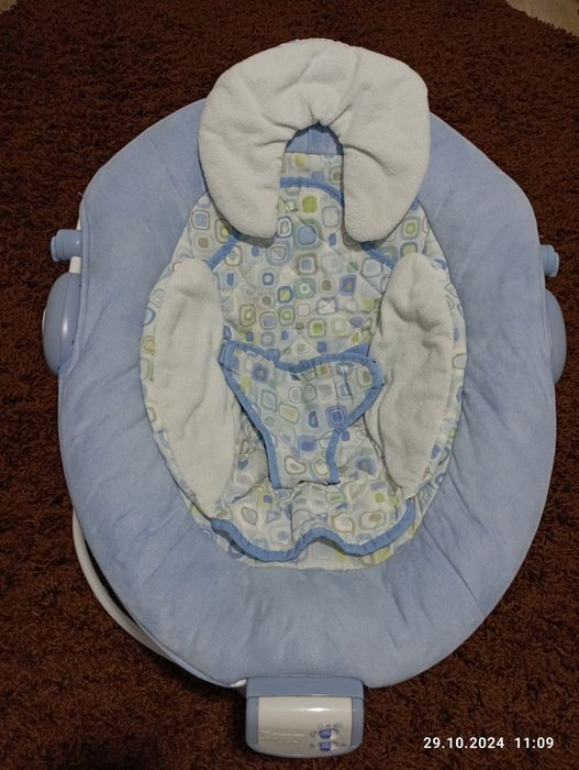 Шезлонг для немовлят