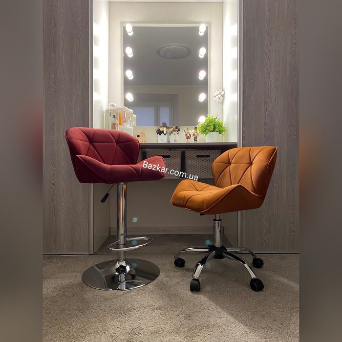 Парикмахерское кресло НС111 велюр, 3 типа опоры, 2 цвета опоры