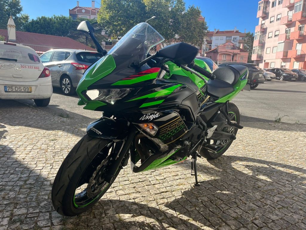 Kawasaki Ninja 650 KRT