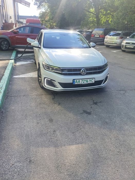 Volkswagen e bora 2019 с webasto