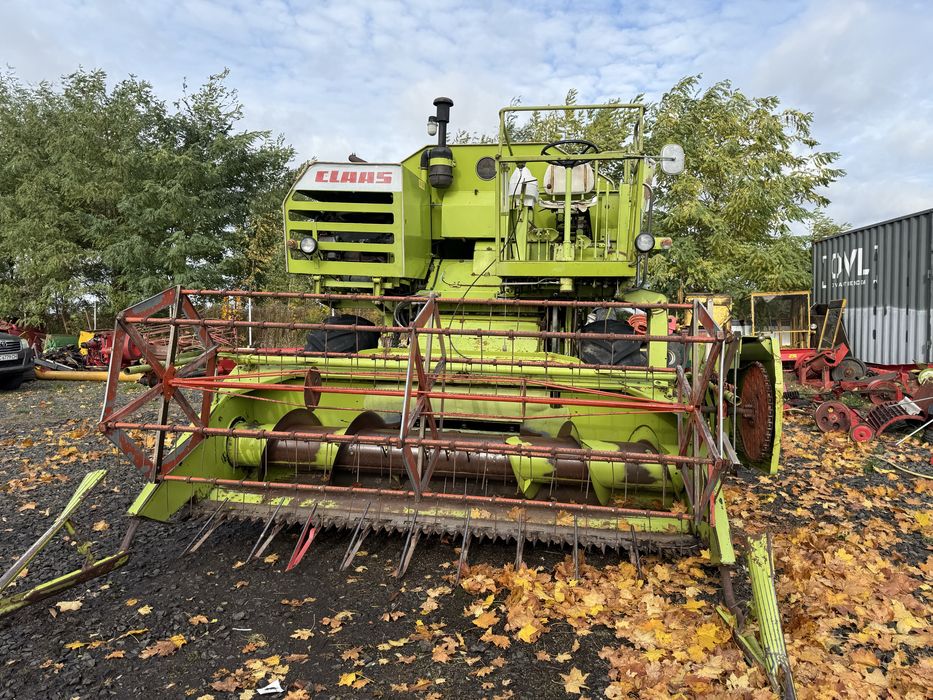 Комбайн зернозбиральний Claas Consul