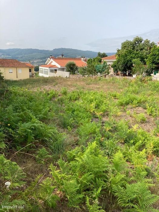Terreno para construção com 900 m2 no Alto da Bandeira- Aves