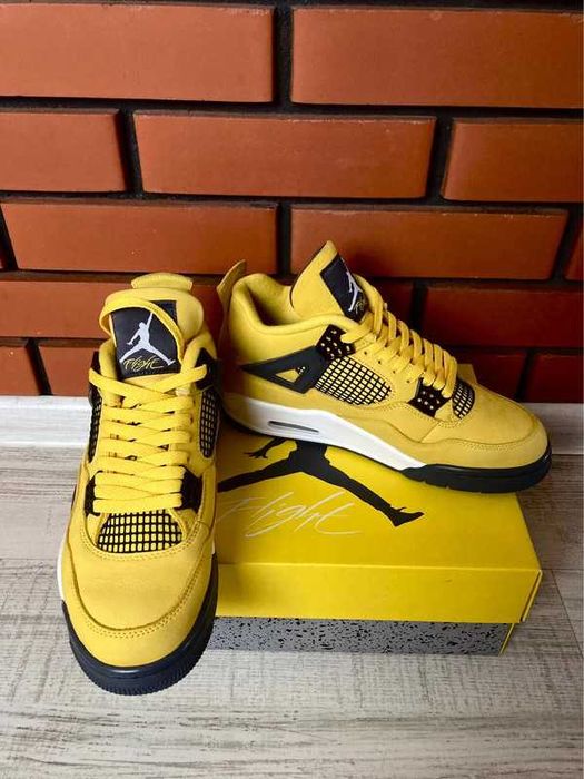 Buty meskie Mokasyny Air_Jordan_4_retro_tour_yellow R.39
