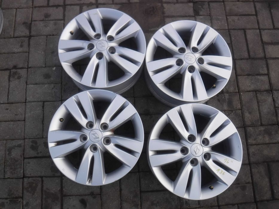 4x Alufelgi Hyundai 16" 6J ET51 5x114,3