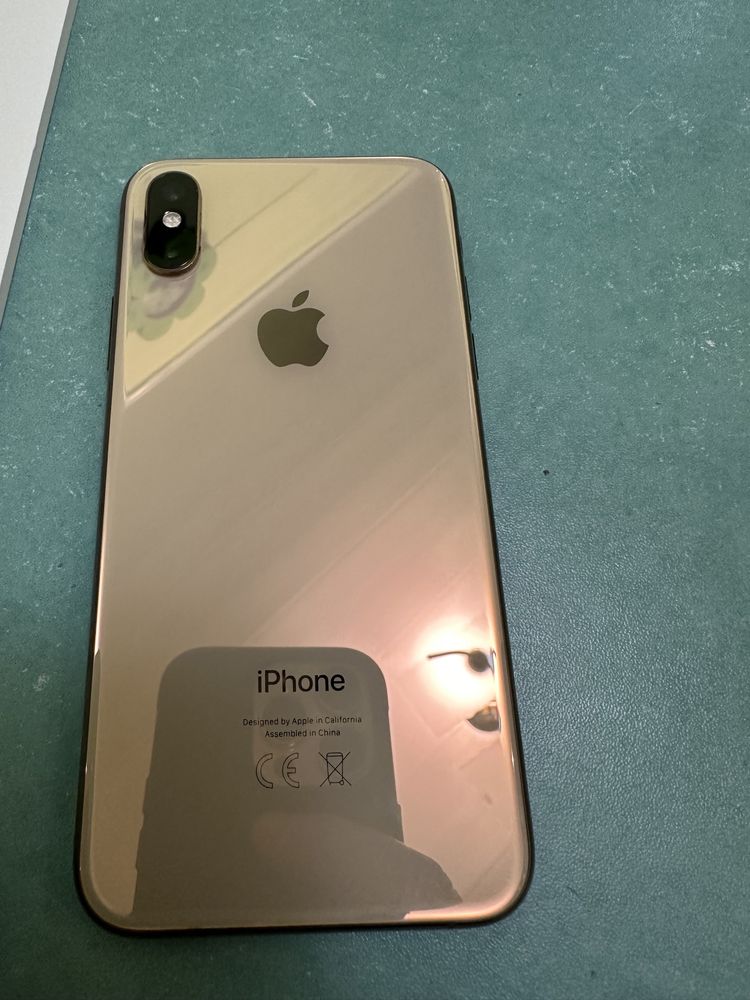 Apple iphone xs gold