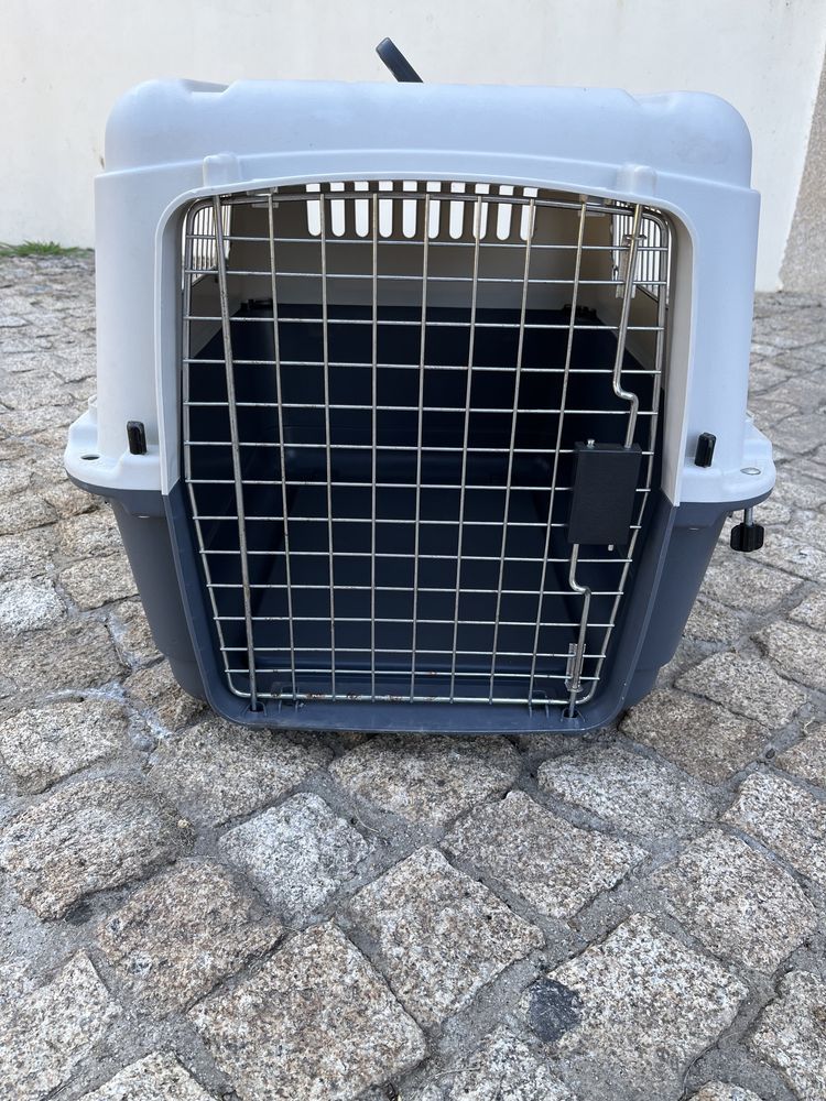 Caixa transportadora de animais (cão/gato)