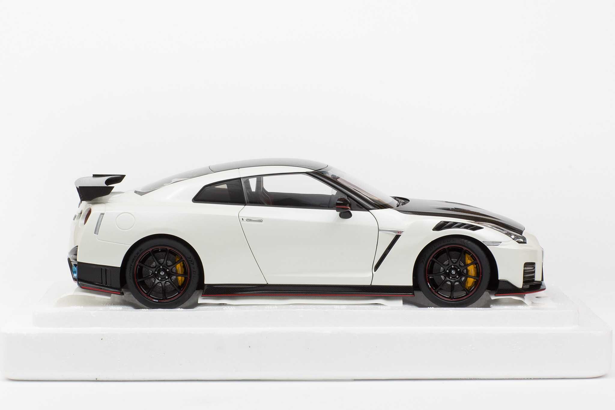 2022 Nissan GT-R R35 Nismo Special Edition White Autoart 1:18 CZYTAJ