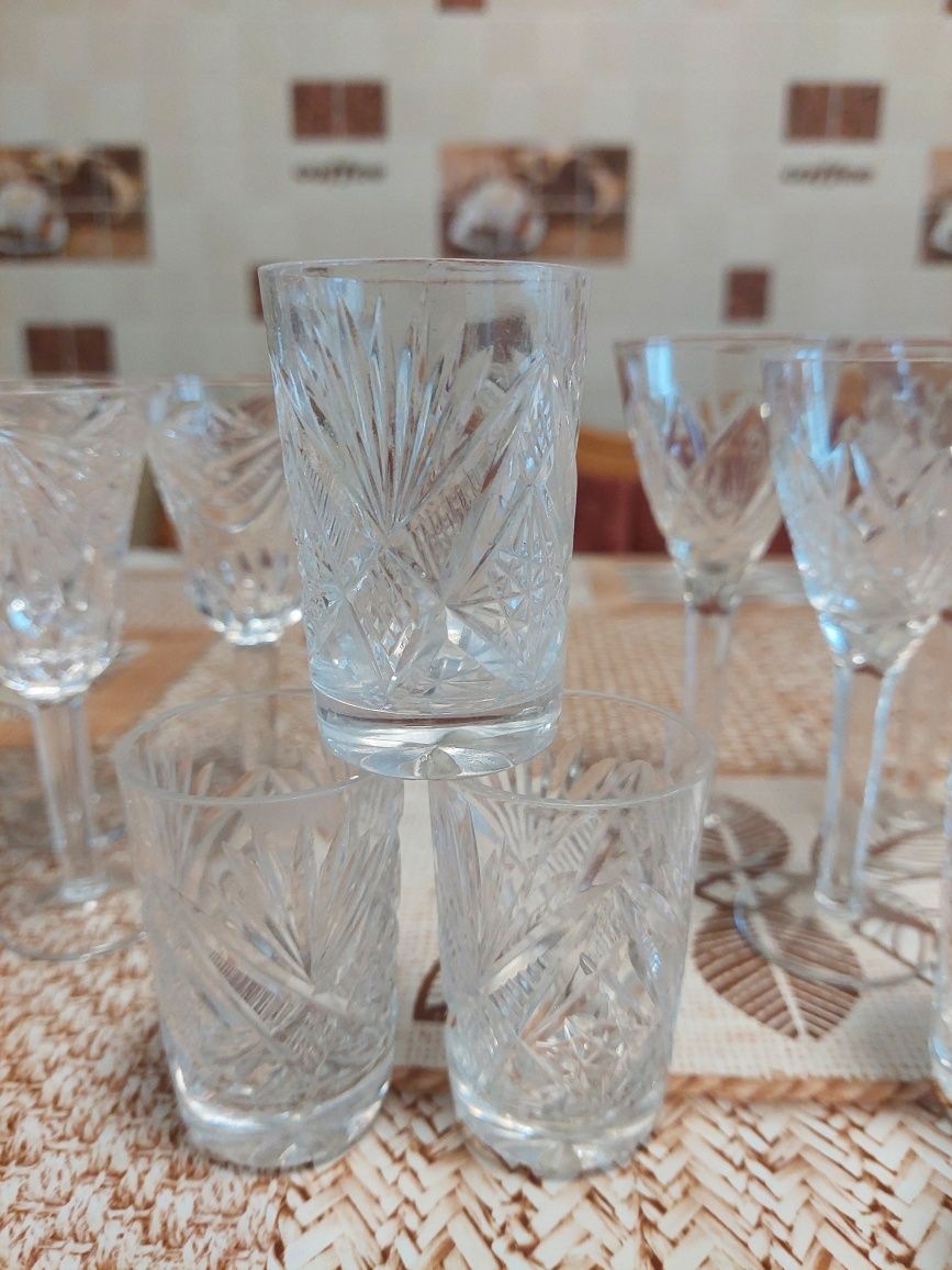Кришталеві стакани стопки часів СРСР