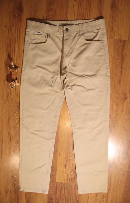 Spodnie Bench r. L beżowe długie bawełniane