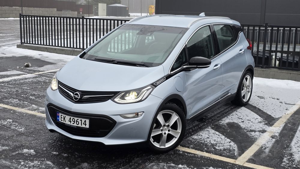 Opel Ampera-E 64кВт батарея, BOSE