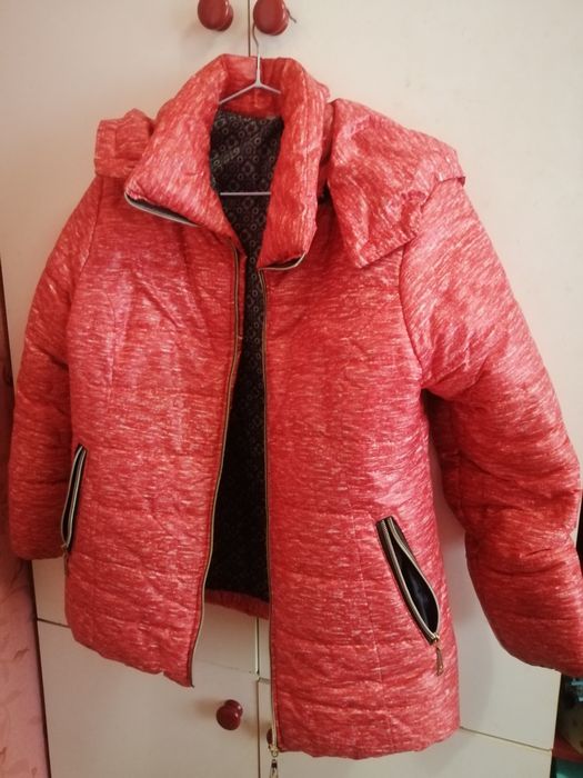 Продам Куртка женская