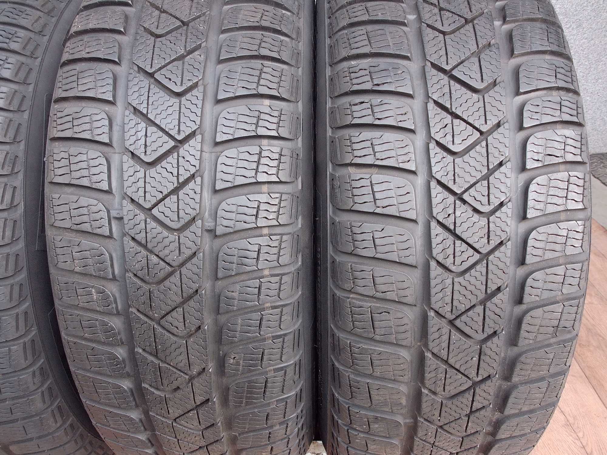 Koła VW Seat Skoda Audi 16x6,5 5x112 ET42 +Pirelli 215/60/16 z 2020r