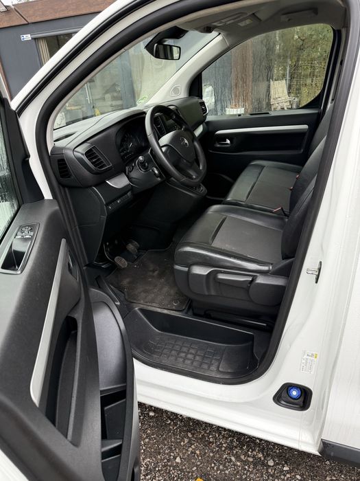 Opel Vivaro 2,0d 140koni 2020r Long Faktura VAT23%