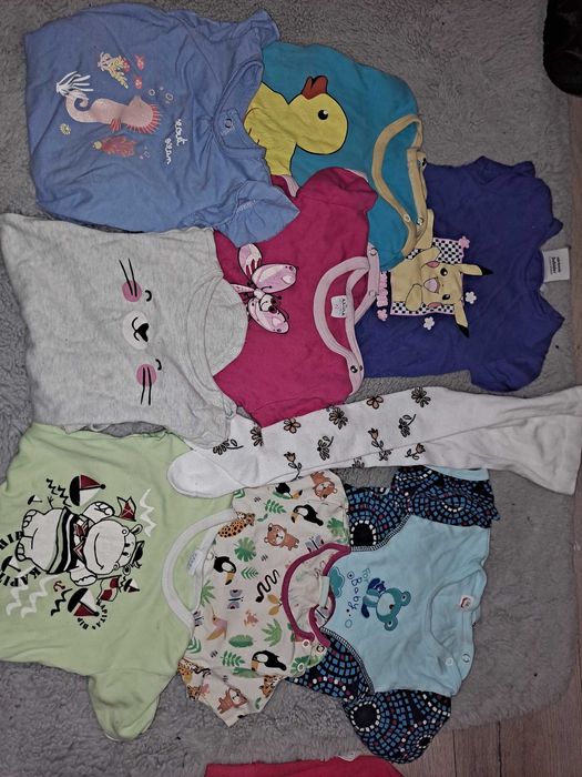 Sprzedam ubranka 62-110