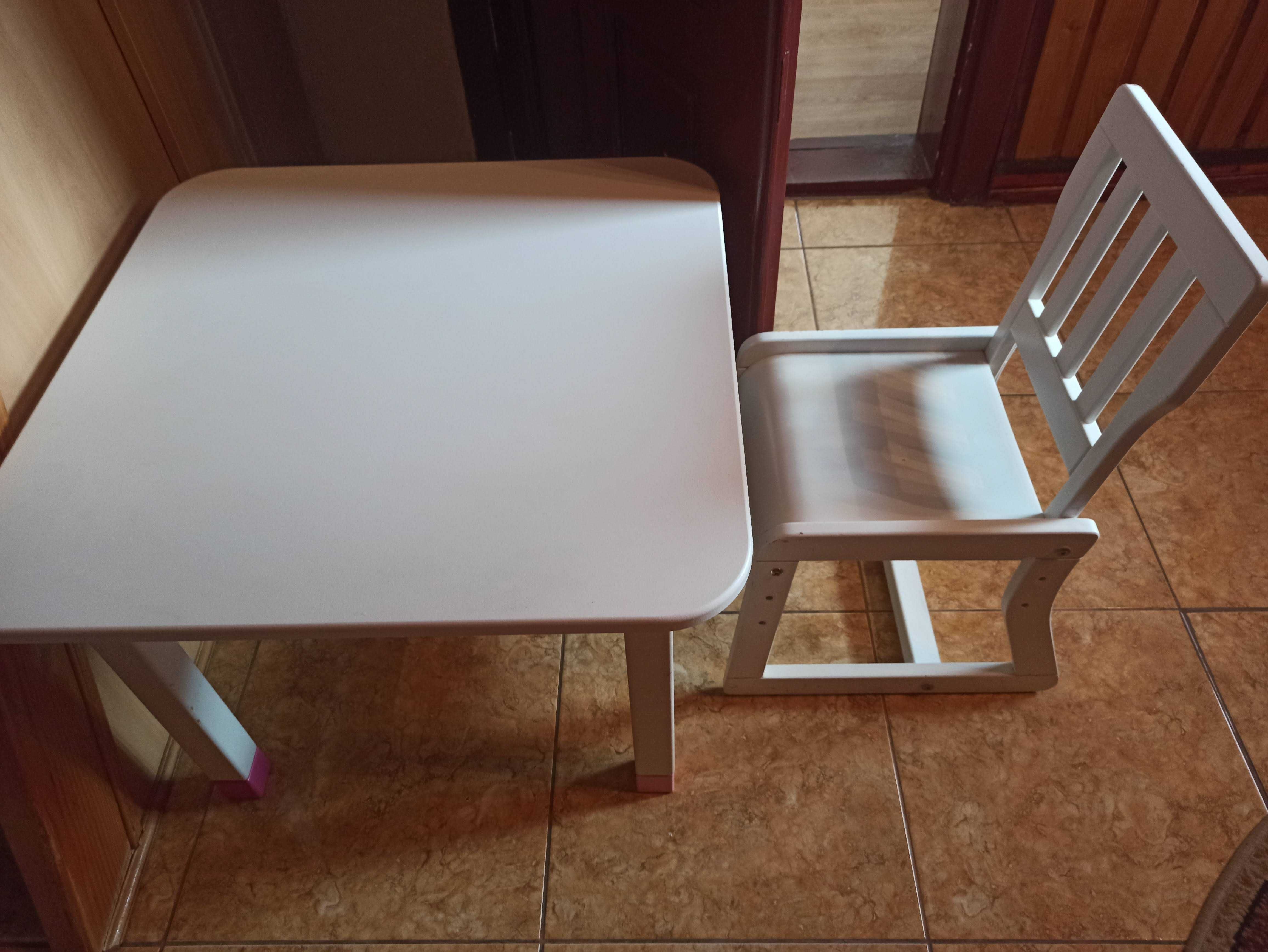 Komplet Meblik stolik z krzesłem