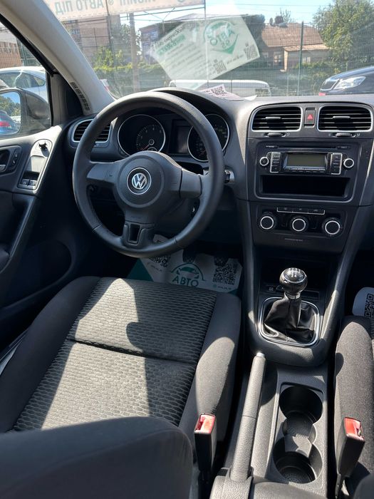 Продам Volkswagen Golf 2010 рік можлива розстрочка,кредит,обмін!