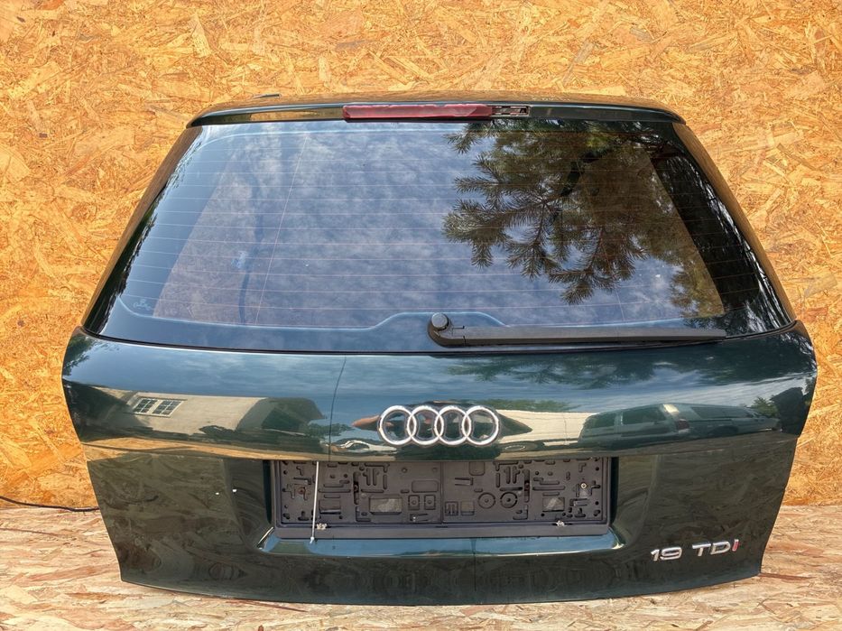 Audi A4 B6 kombi KLAPA BAGAŻNIKA KLAPA TYŁ LZ6E