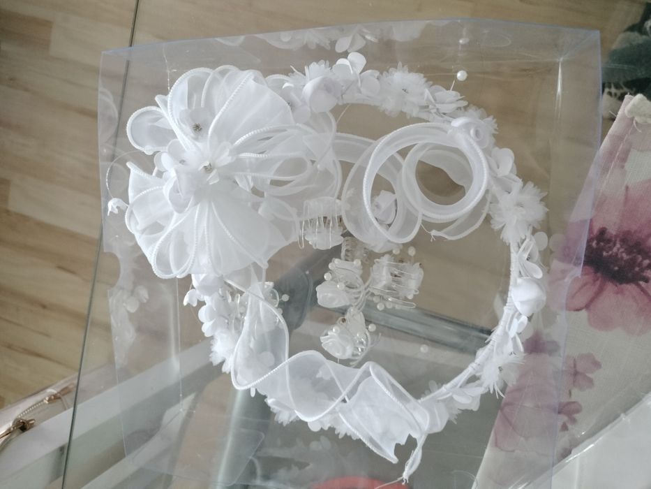 Piękna Suknia Komunijna - jak nowa