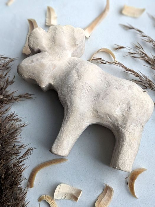 Drewniany łoś, figurka ręcznie robiona / zabawka