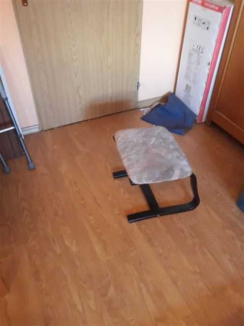 podnóżek, taboret, krzesełko