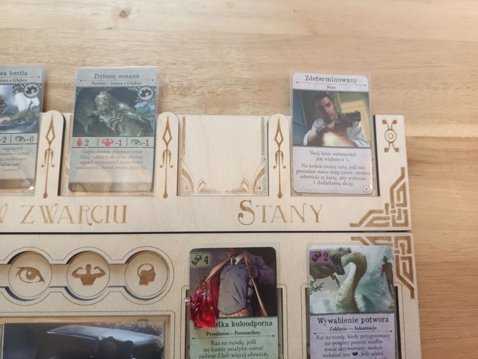 Tacka badacza do gry horror w Arkham 3 edycja