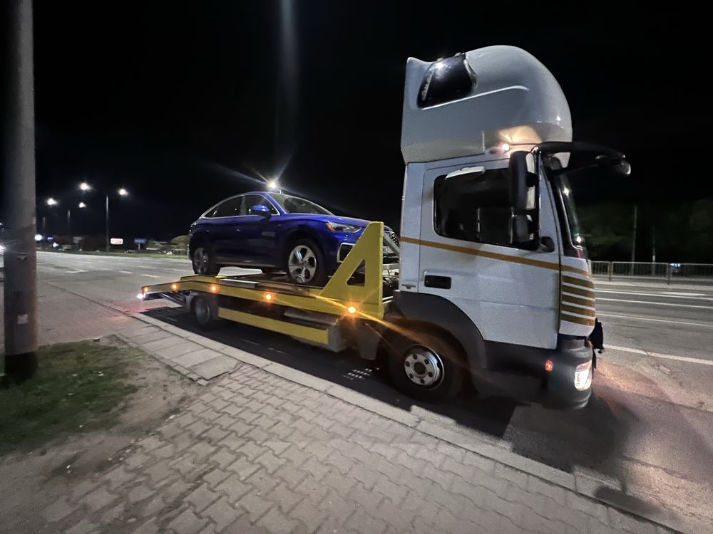 Mercedes Atego autolaweta pomoc drogowa