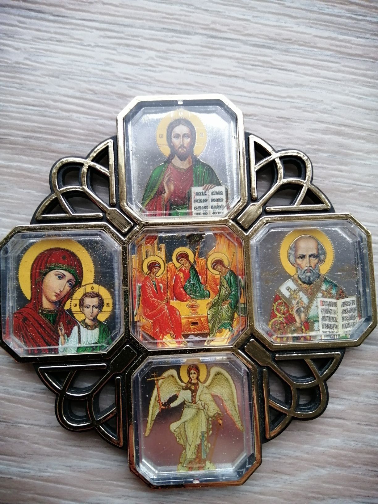 Церковный набор(иконы,молитвы,иконки)