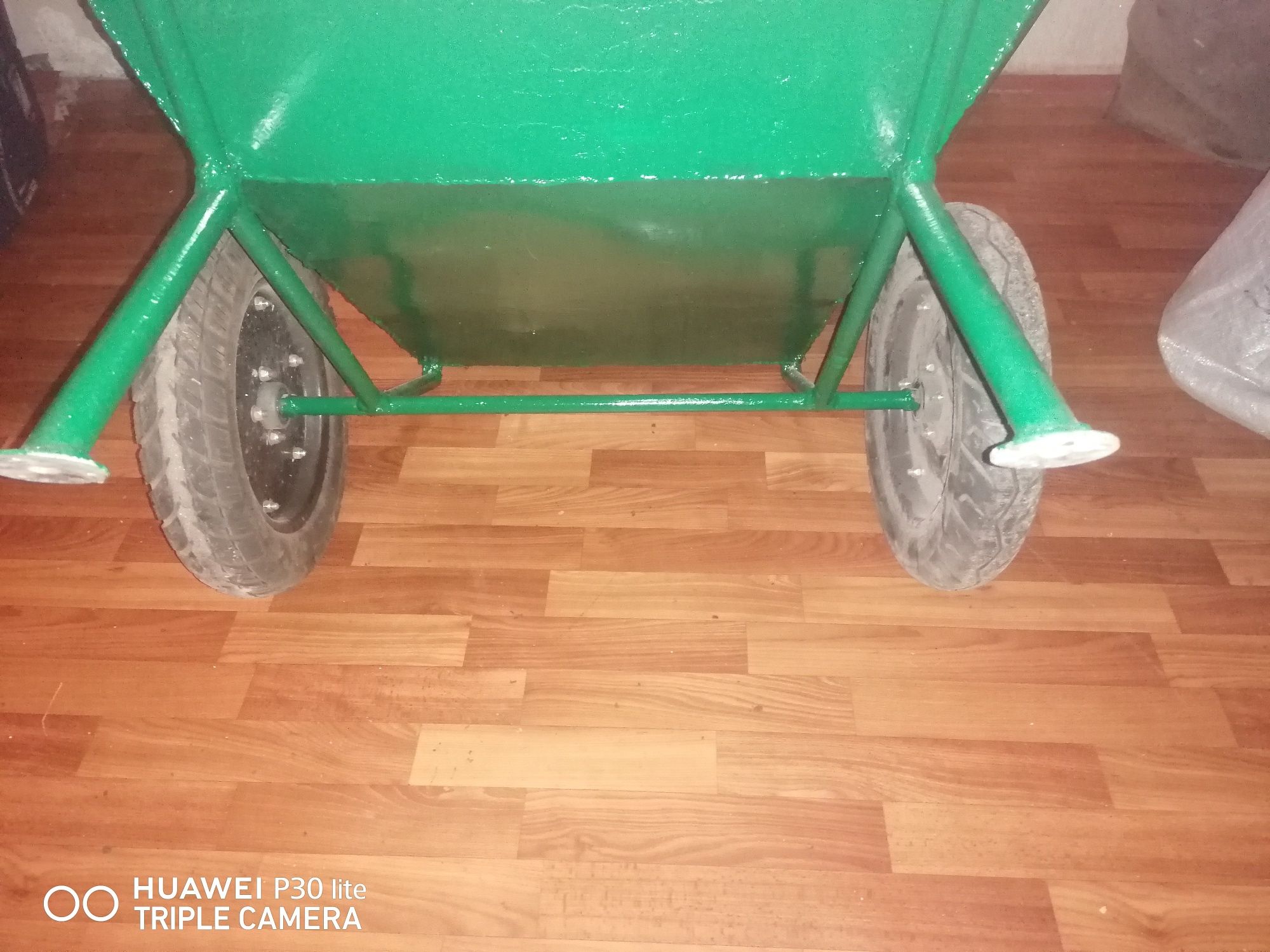 Продаётся телега садовая